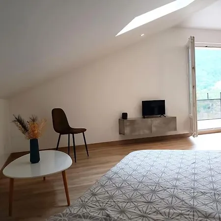 Appartement Grand Neuf Au Calme